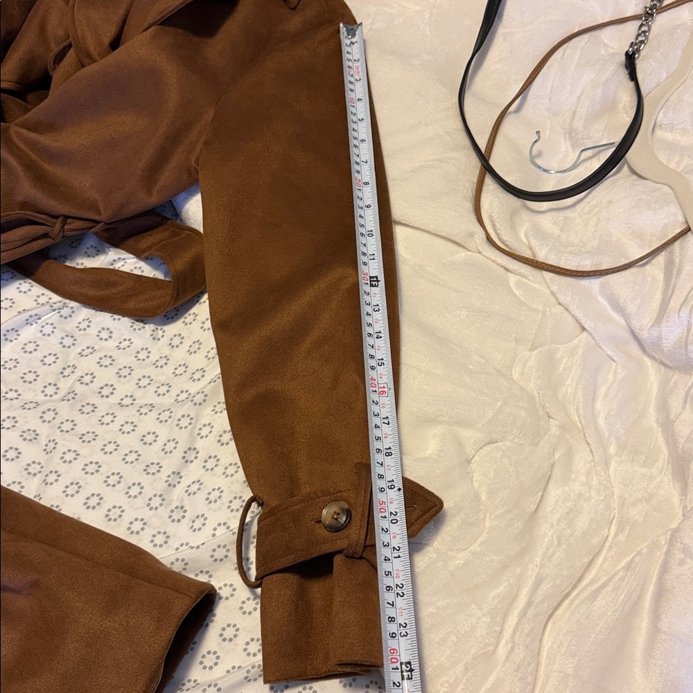 Elegant Brown Women's Trench Coat - Picture 13 of 14